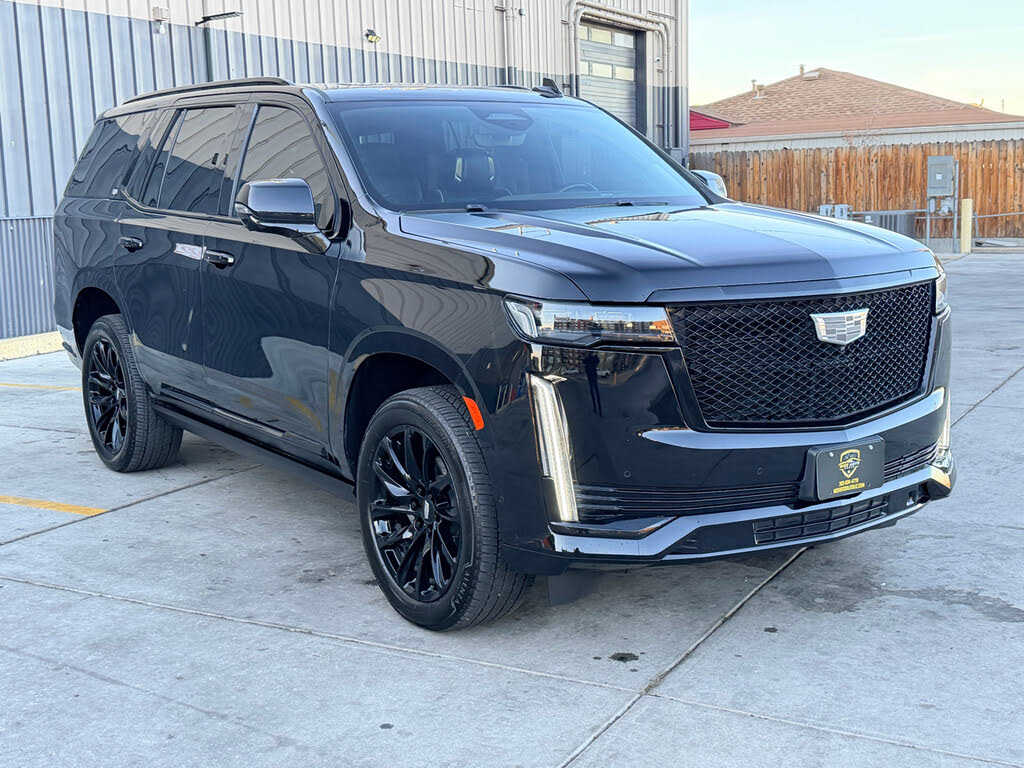 Premium SUV: 2022 Cadillac Escalade Sport Platinum
