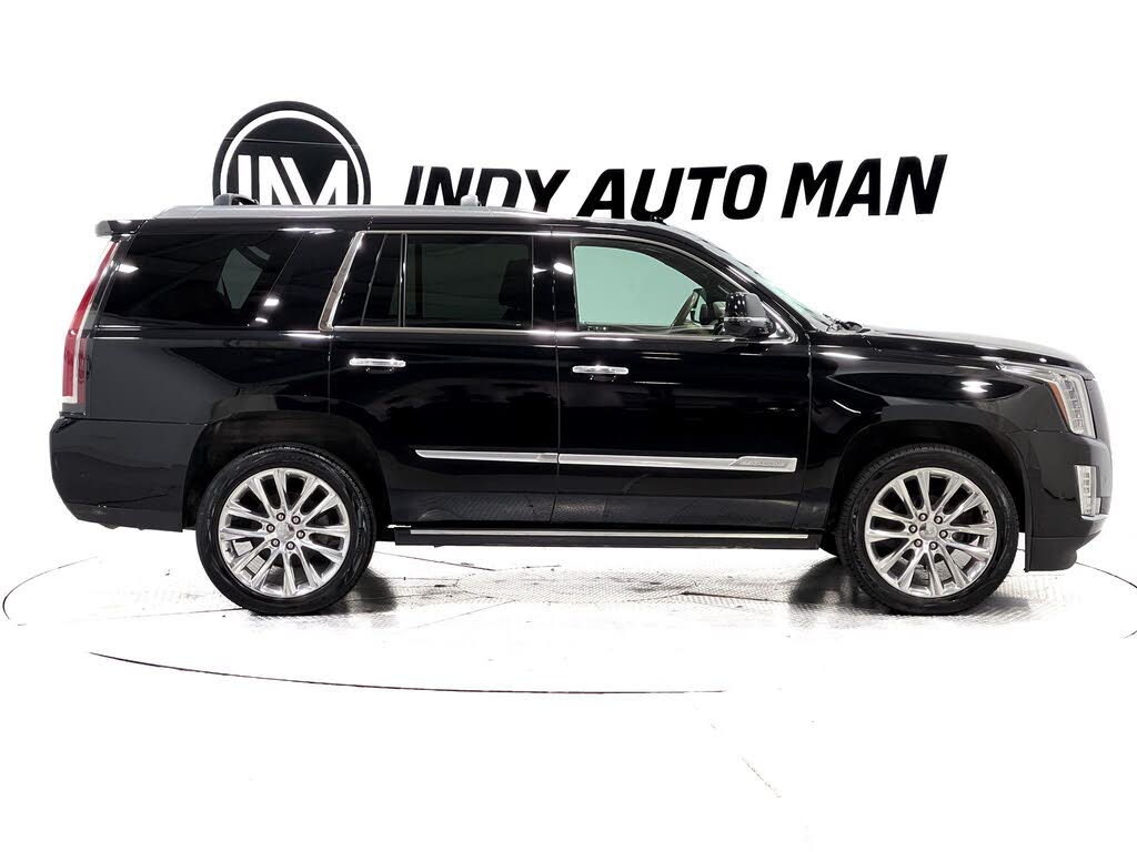 Luxury SUV Excellence – 2019 Cadillac Escalade 4WD
