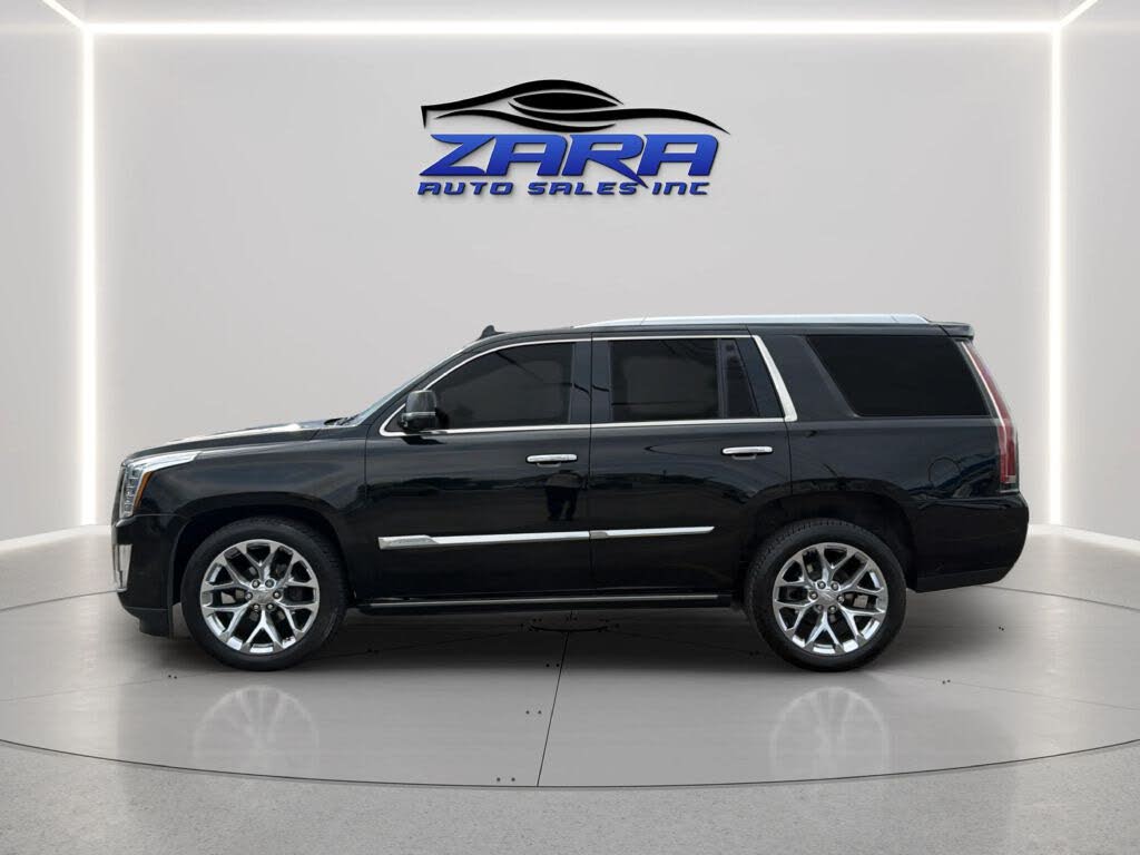 Luxury SUV : 2017 Cadillac Escalade Platinum