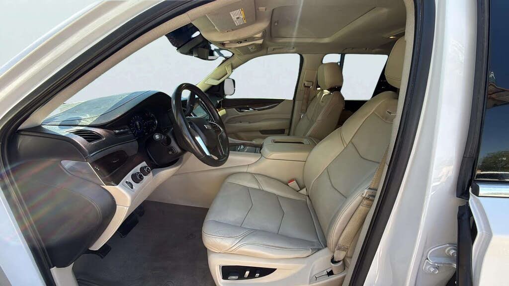 2018 Cadillac Escalade Luxury – Full-Size SUV