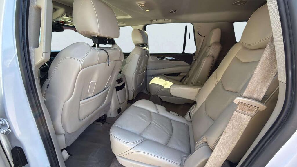 2018 Cadillac Escalade Luxury – Full-Size SUV