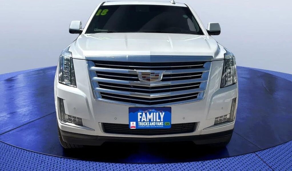 2018 Cadillac Escalade Luxury – Full-Size SUV