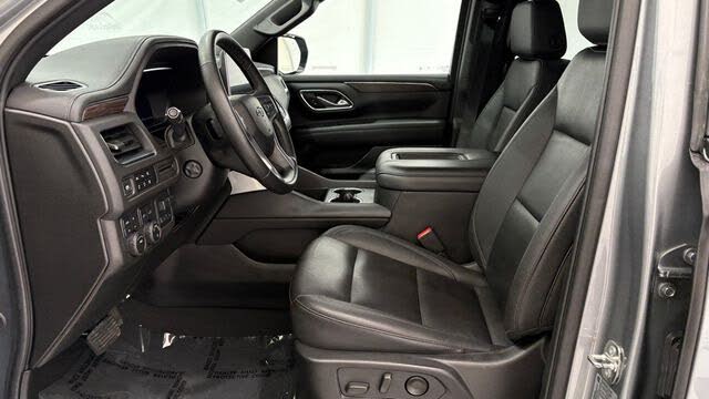 2024 Chevrolet Suburban Z71 4WD – Spacious SUV
