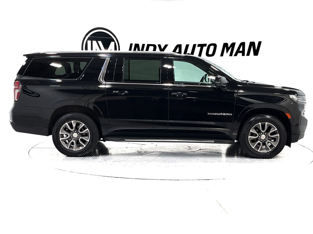 2021 Chevrolet Suburban LT 4WD – Spacious SUV