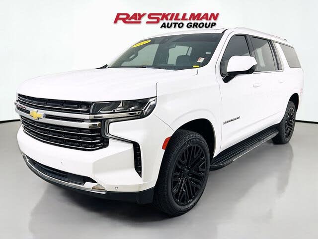 Premium SUV: 2022 Chevrolet Suburban LT 4WD
