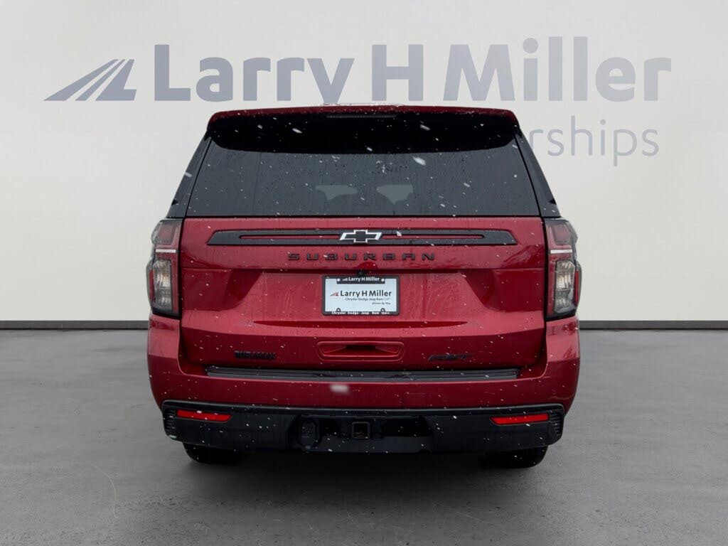 2023 Chevrolet Suburban RST – Spacious SUV