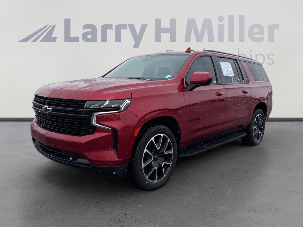 2023 Chevrolet Suburban RST – Spacious SUV