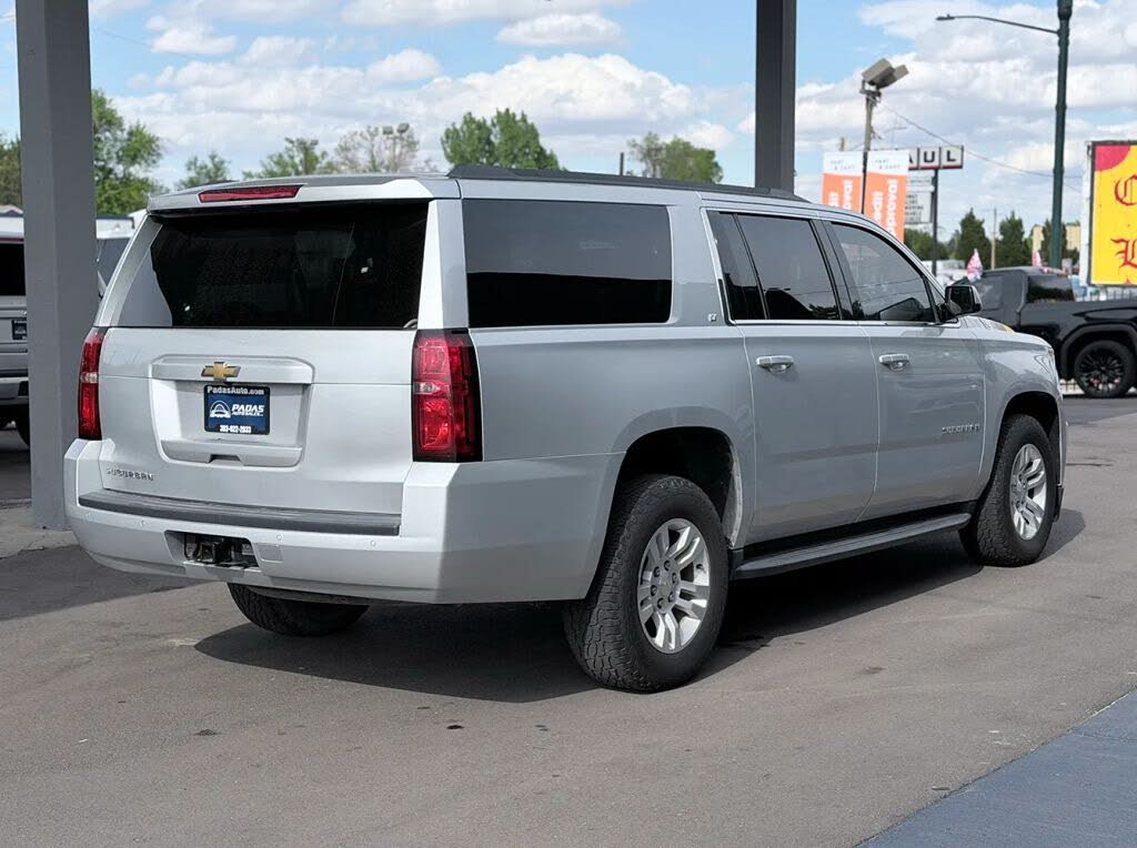 Premium SUV: 2019 Chevrolet Suburban 1500 LT 4WD