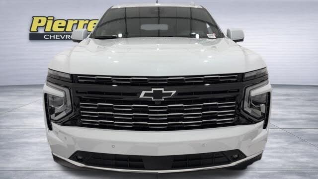 2026 Chevrolet Suburban High Country 4WD – Luxury SUV