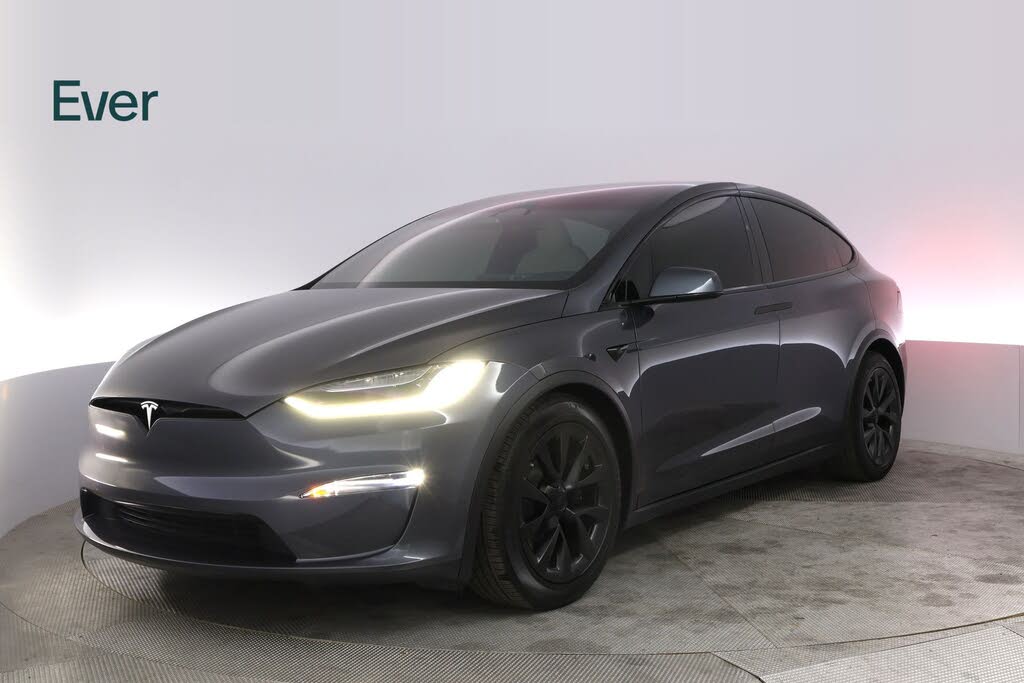 Well-Equipped 2023 Tesla Model X Standard Range SUV