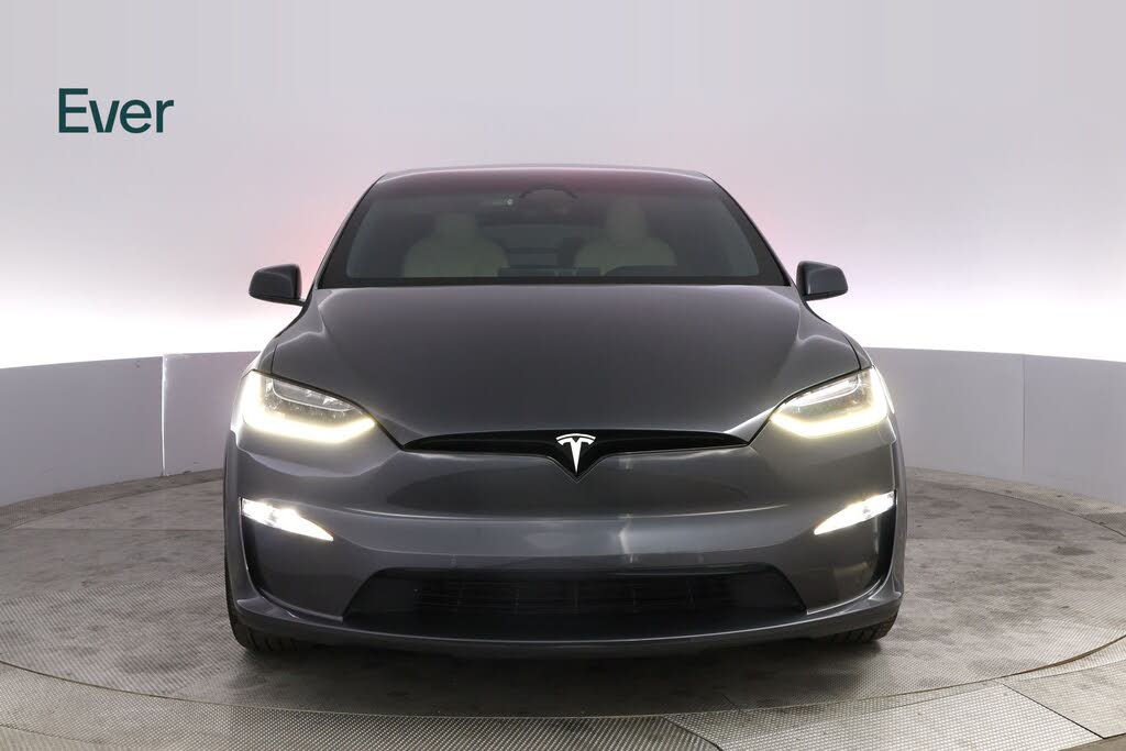 Well-Equipped 2023 Tesla Model X Standard Range SUV