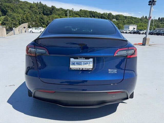 Premium Electric SUV: 2023 Tesla Model Y Performance AWD