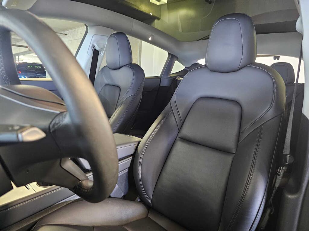 Electric SUV: 2023 Tesla Model Y Performance AWD