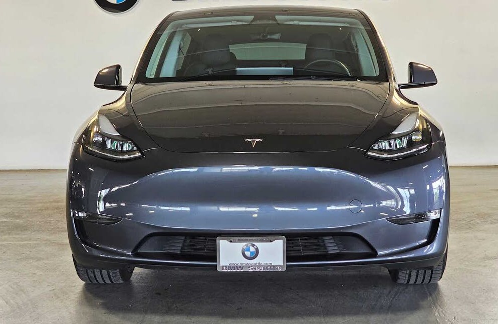 Electric SUV: 2023 Tesla Model Y Performance AWD