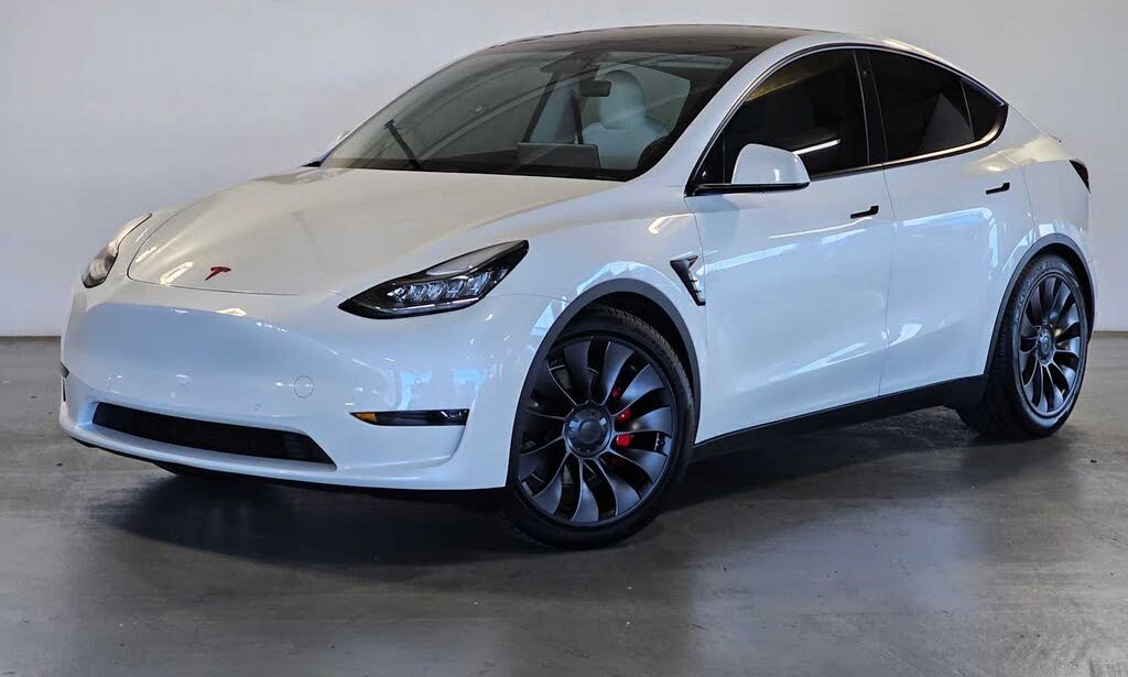 Well-Maintained 2020 Tesla Model Y Performance AWD SUV