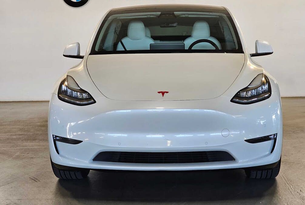 Well-Maintained 2020 Tesla Model Y Performance AWD SUV