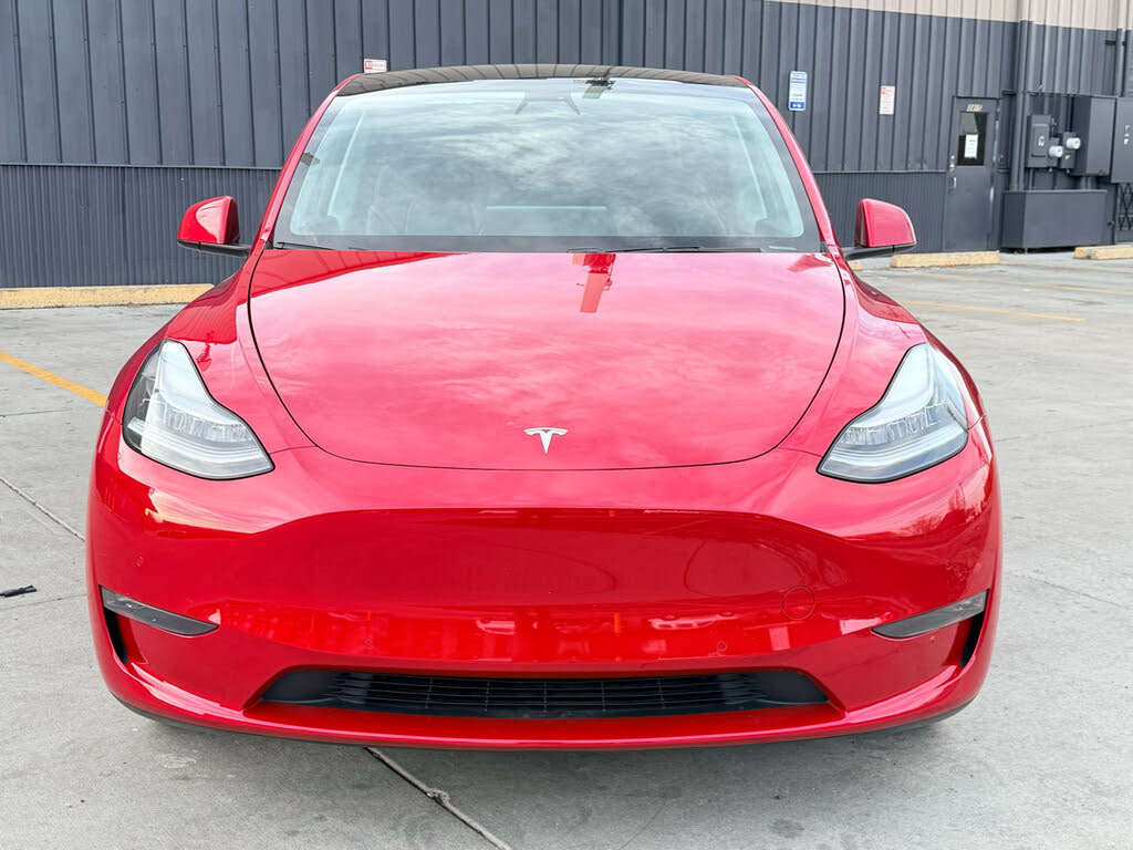 Well-Maintained 2021 Tesla Model Y Long Range AWD SUV