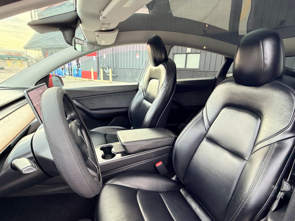 Well-Maintained 2021 Tesla Model Y Long Range AWD SUV