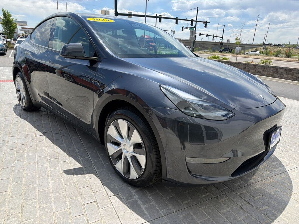 Premium 2024 Tesla Model Y Long Range AWD SUV