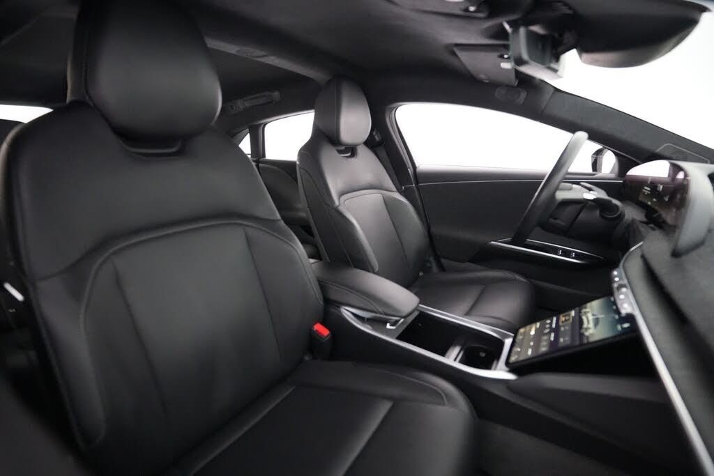 2023 Lucid Air Pure AWD - Sedan
