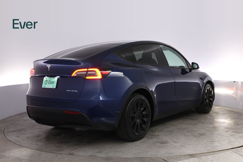 2022 Tesla Model Y AWD – Advanced Electric Performance SUV