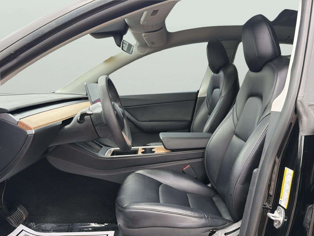 2022 Tesla Model Y Long Range AWD – Premium EV SUV