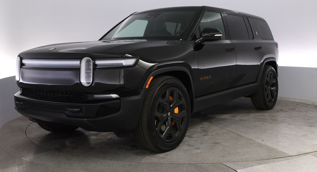 2025 Rivian R1S Ascend Tri Max Motor -SUV