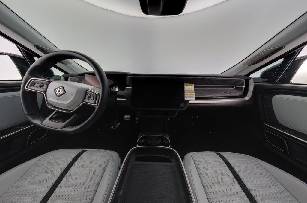 2023 Rivian R1S Launch Edition - SUV