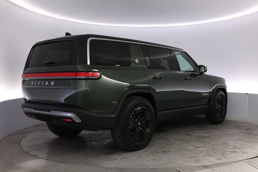 2023 Rivian R1S Adventure Quad Motor - SUV
