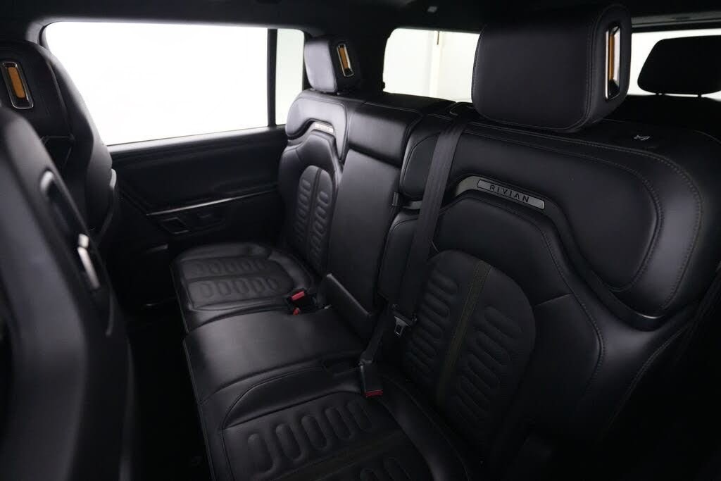 2023 Rivian R1S Adventure Quad Motor - SUV