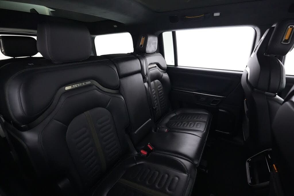2024 Rivian R1S Adventure Dual Motor -SUV