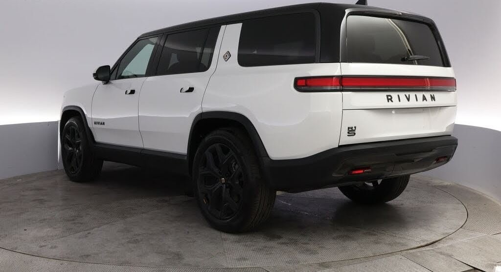 2025 Rivian R1S Adventure Dual Motor-SUV