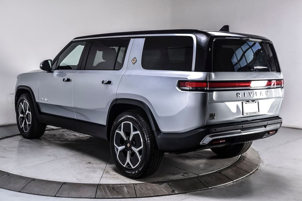 2024 Rivian R1S Adventure Dual Motor AWD -SUV