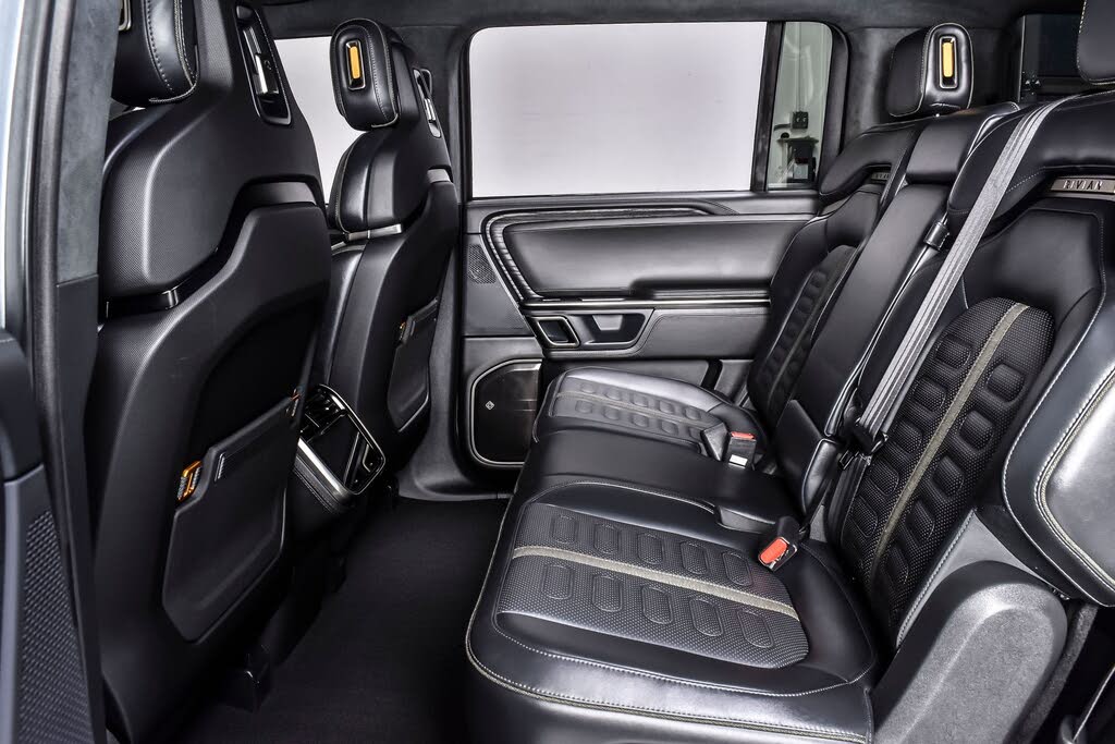 2024 Rivian R1S Adventure Dual Motor AWD -SUV