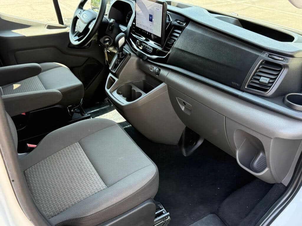 2024 Ford Transit Passenger 350 XLT