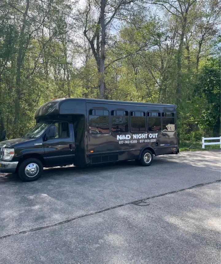 2010 Ford E-450 Party Bus
