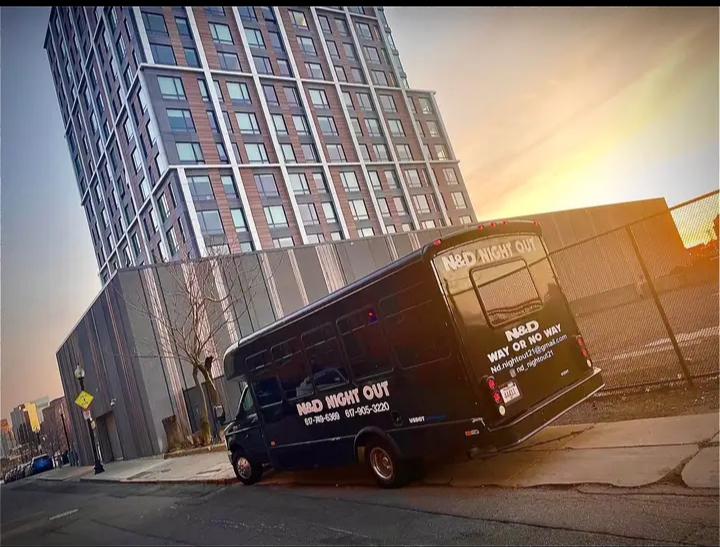 2010 Ford E-450 Party Bus