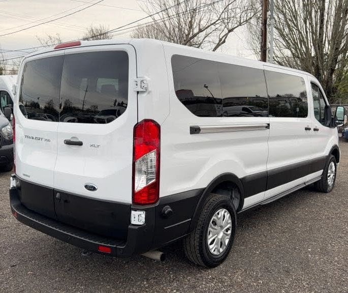 2024 Ford Transit Passenger 350 XLT
