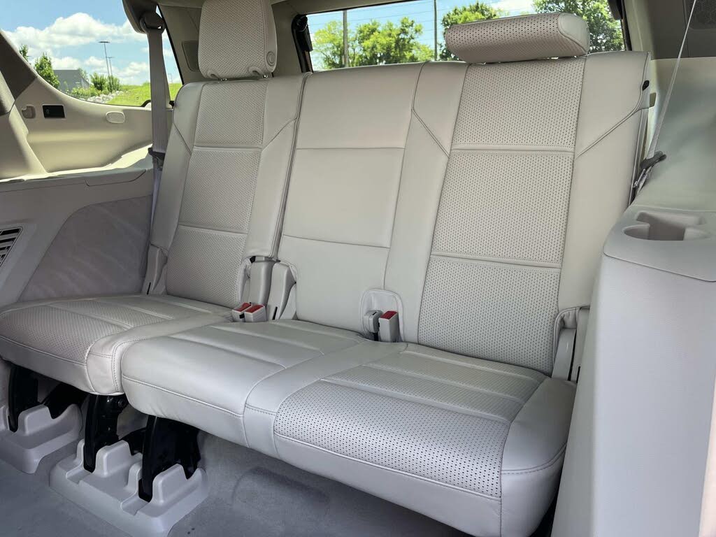 2025 Cadillac Escalade Sport Platinum 4WD — Ultra-Luxury SUV