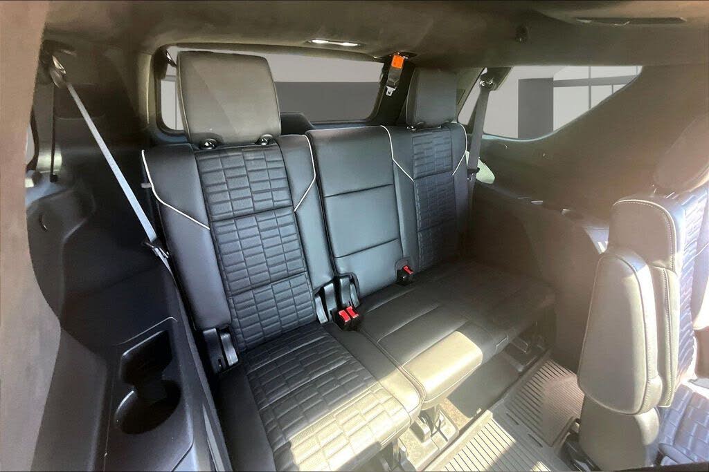 2024 Cadillac Escalade Sport Platinum 4WD – Luxury SUV