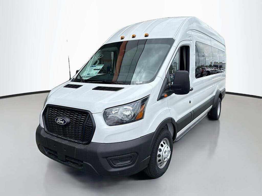2026 Ford Transit Passenger 350 HD XL