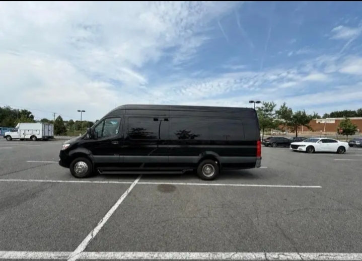 2022 Mercedes Benz Sprinter