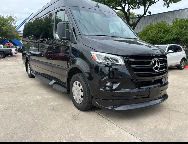 2022 Mercedes Benz Sprinter