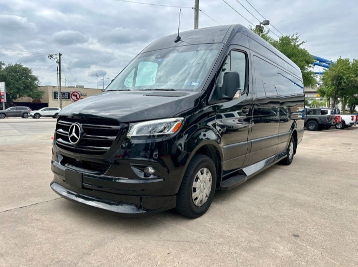 2022 Mercedes Benz Sprinter