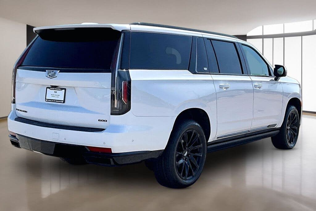 2023 Cadillac Escalade ESV Sport Platinum 4WD – Luxury SUV