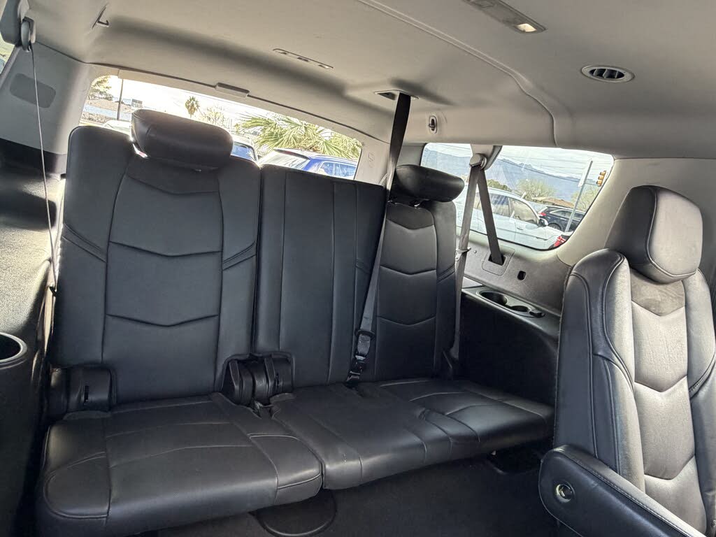Well-Equipped 2020 Cadillac Escalade ESV RWD   SUV