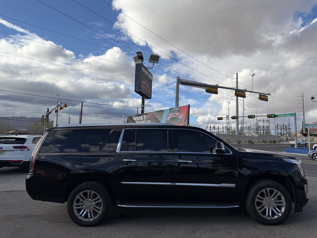 Well-Equipped 2020 Cadillac Escalade ESV RWD   SUV