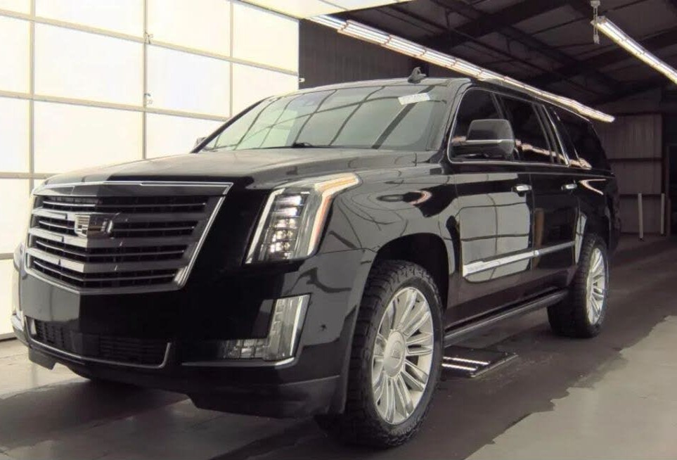 Spacious 2018 Cadillac Escalade ESV Platinum SUV