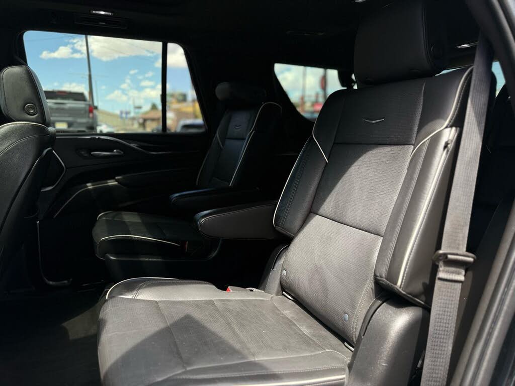 2021 Cadillac Escalade Sport RWD – Sophisticated Luxury SUV