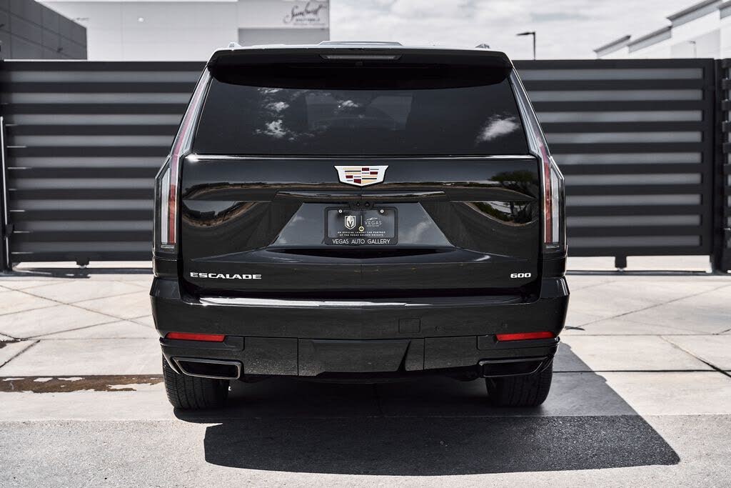 Luxury SUV Excellence – 2025 Cadillac Escalade ESV Sport 4WD